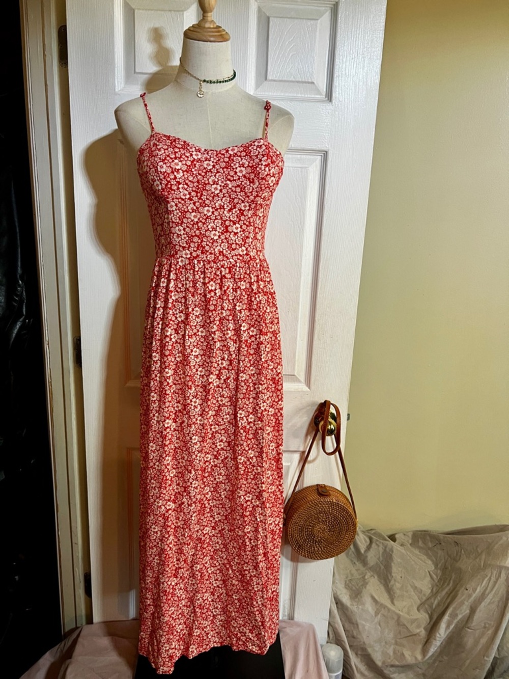 Lily Rose Wms Red White Floral Smocked Side Slit Sweetheart Pleated Maxi Dress M